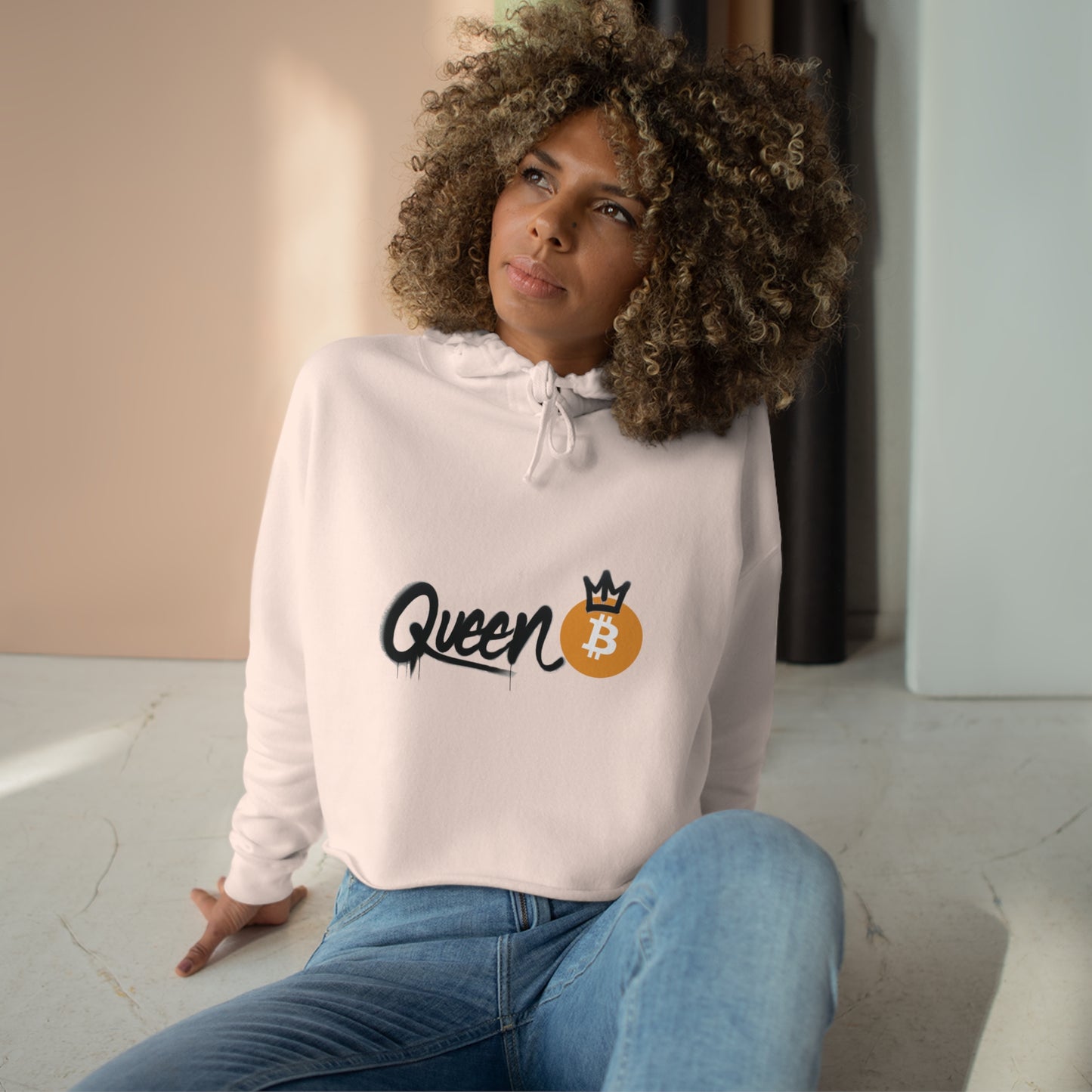 Queen 'B' - Crop Hoodie