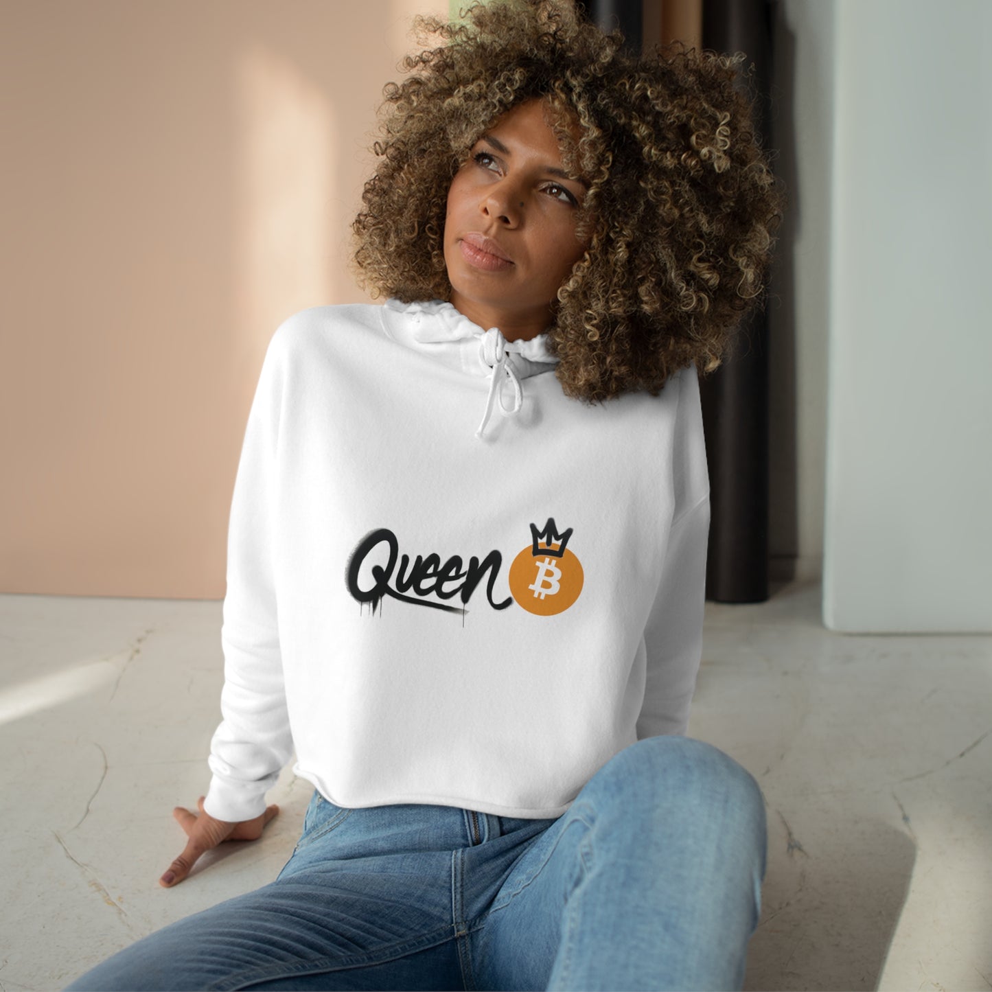 Queen 'B' - Crop Hoodie